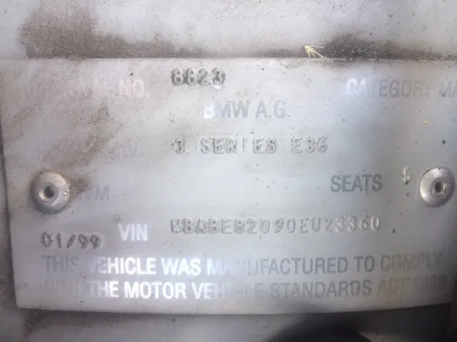 S2765 E36 Coupe 318is M44 AUTO 1998/08