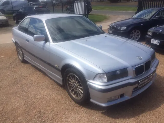 S2765 E36 Coupe 318is M44 AUTO 1998/08