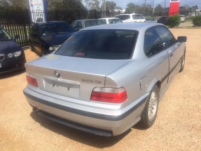 S2765 E36 Coupe 318is M44 AUTO 1998/08
