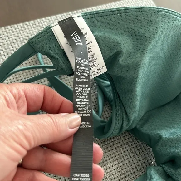 Vuori NWOT L Yosemite Sports Bra